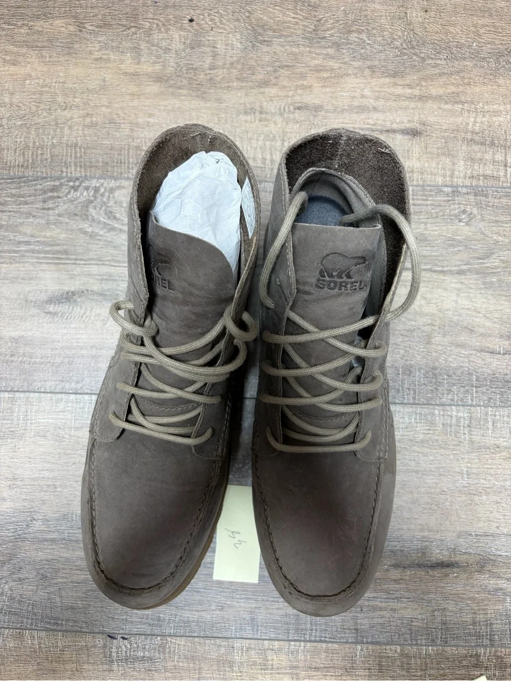 Sorel Men's Gray Suede Chukka Boots with Tan Sole